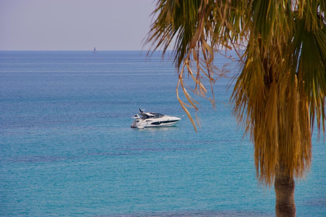 "Dans Les Toits De La Ville" Plein Centre Et Mer Mentone Esterno foto